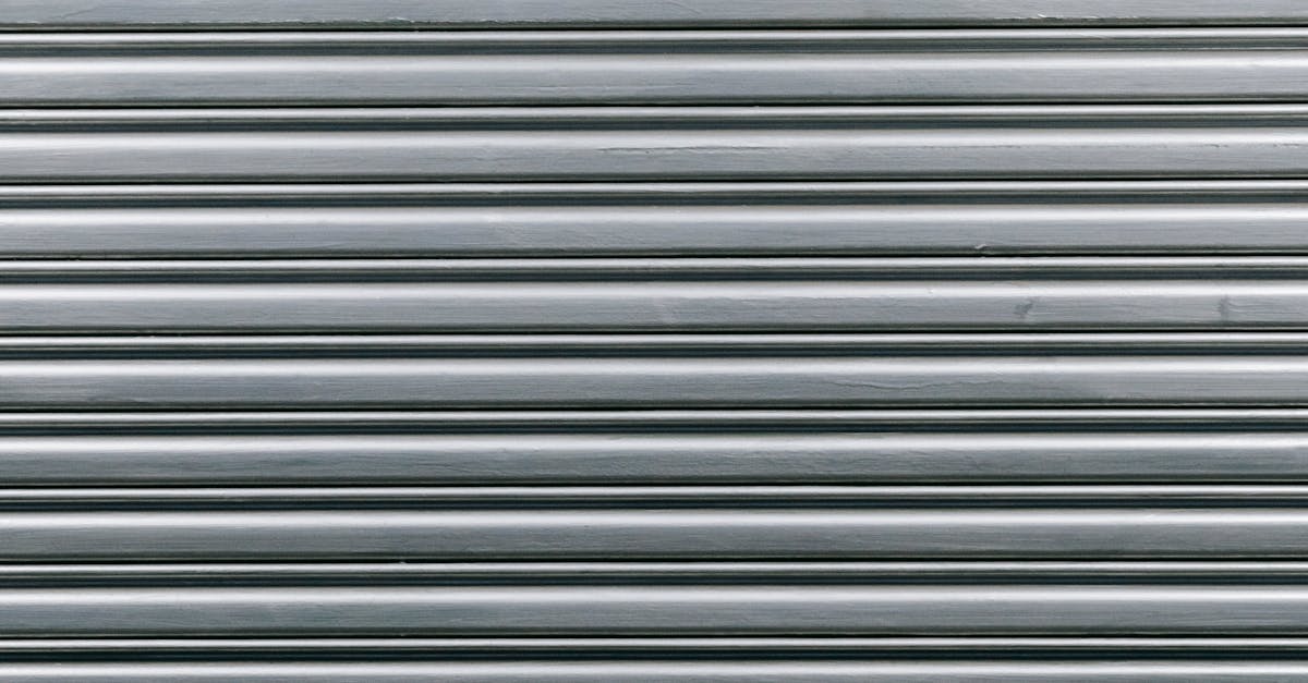 What is the best thing to clean a fence with?